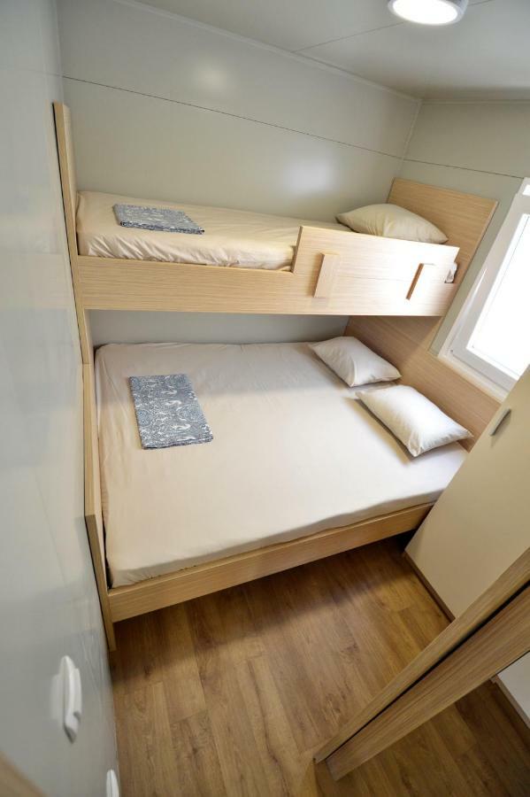Mobile Home Cvita Betina  Dış mekan fotoğraf